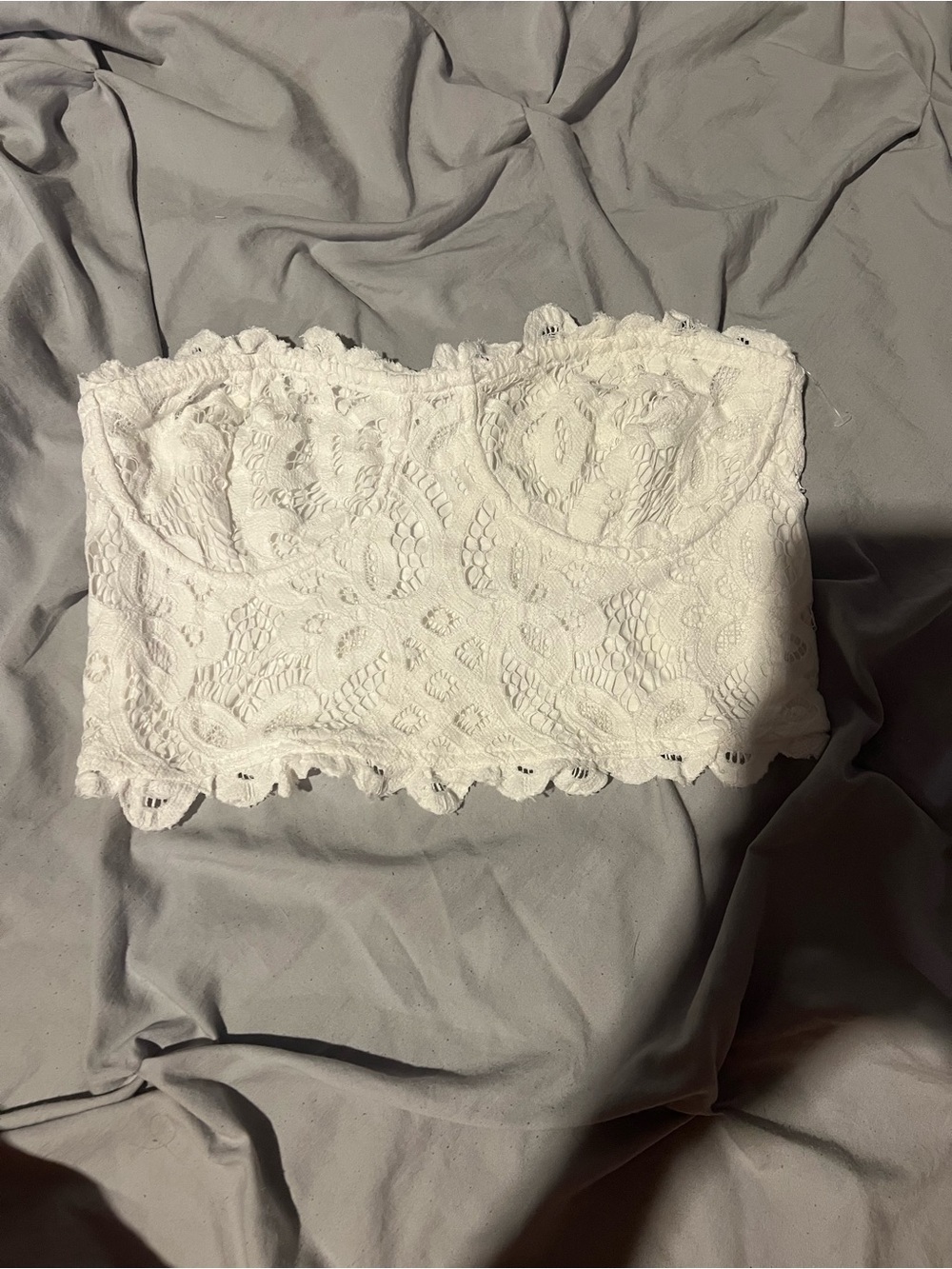 FREE PEOPLE Size Large White Adella Corset Top Strapless Lace Scalloped Frilly - Picture 2 of 4